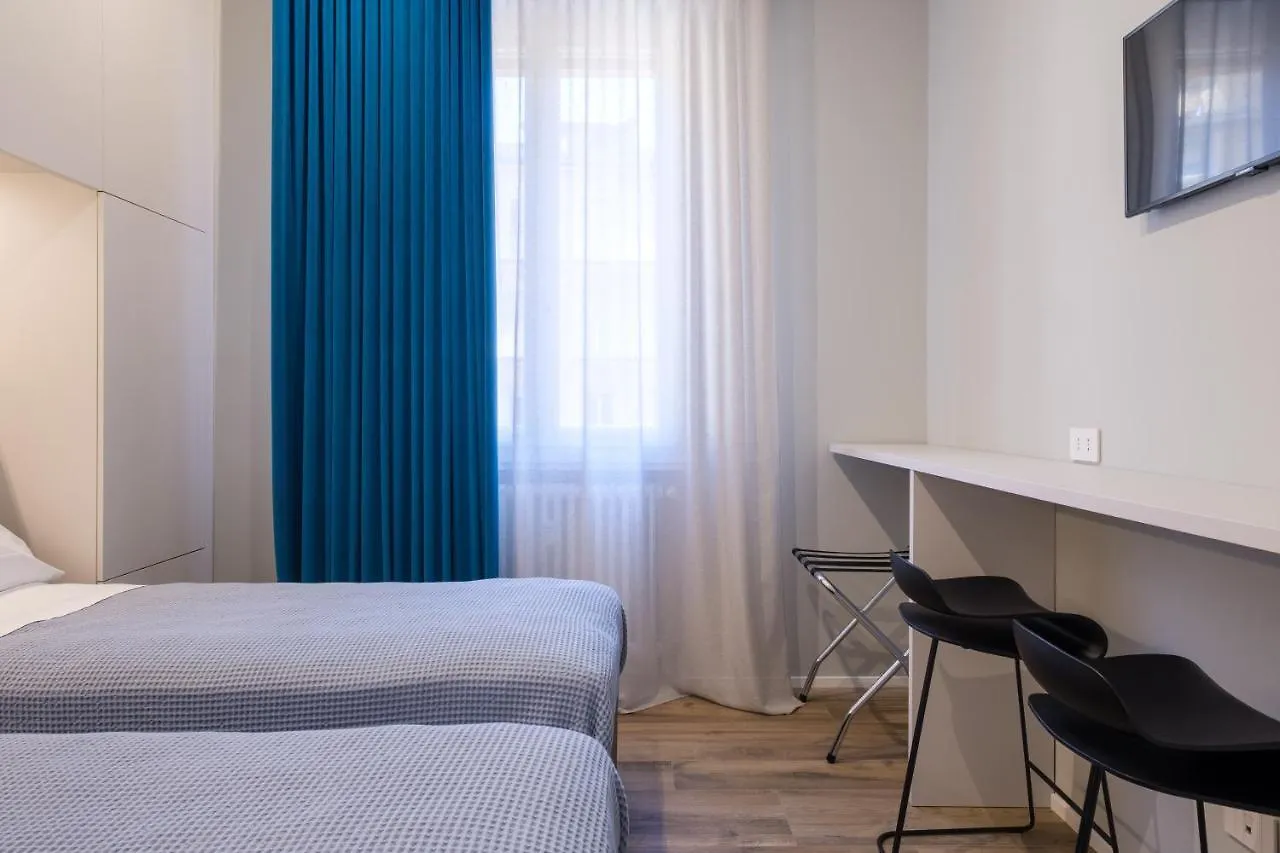 Blue Suite By Studio Vita Bologna 0*,