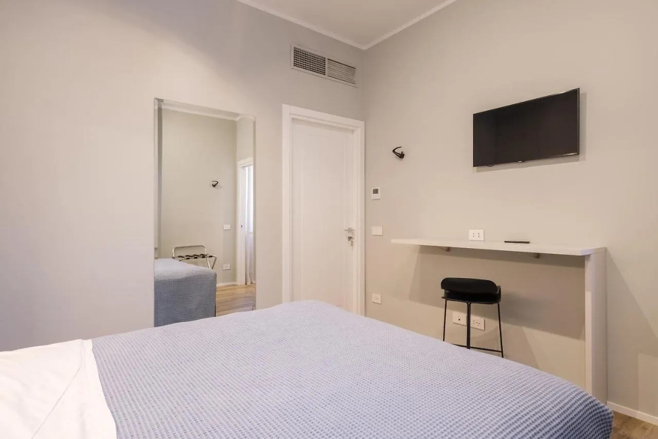 Blue Suite By Studio Vita Bologna 0*,